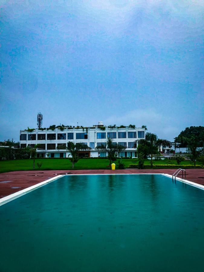 Gautam Hotels&Resorts Khajurāho Exterior foto